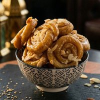 محنشة باللوز